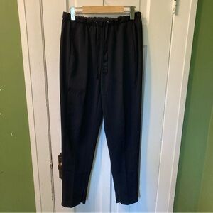 The White Company woman’s Black Joggers